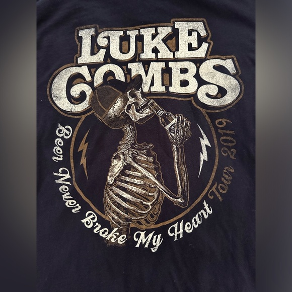 Luke Combs Beer Never Broke My Heart 2019 TOUR TSHIRT Medium - Picture 3 of 5